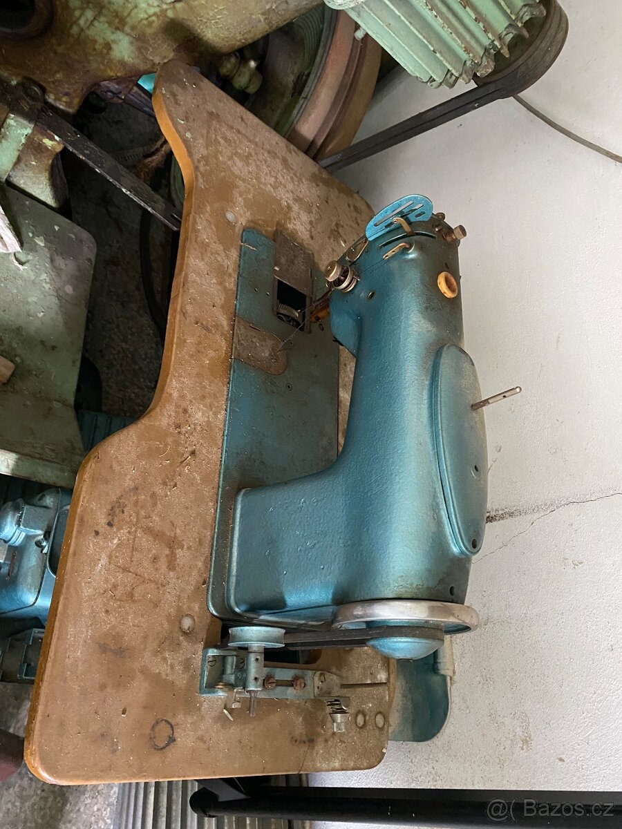 2 x šicí stroj - 6