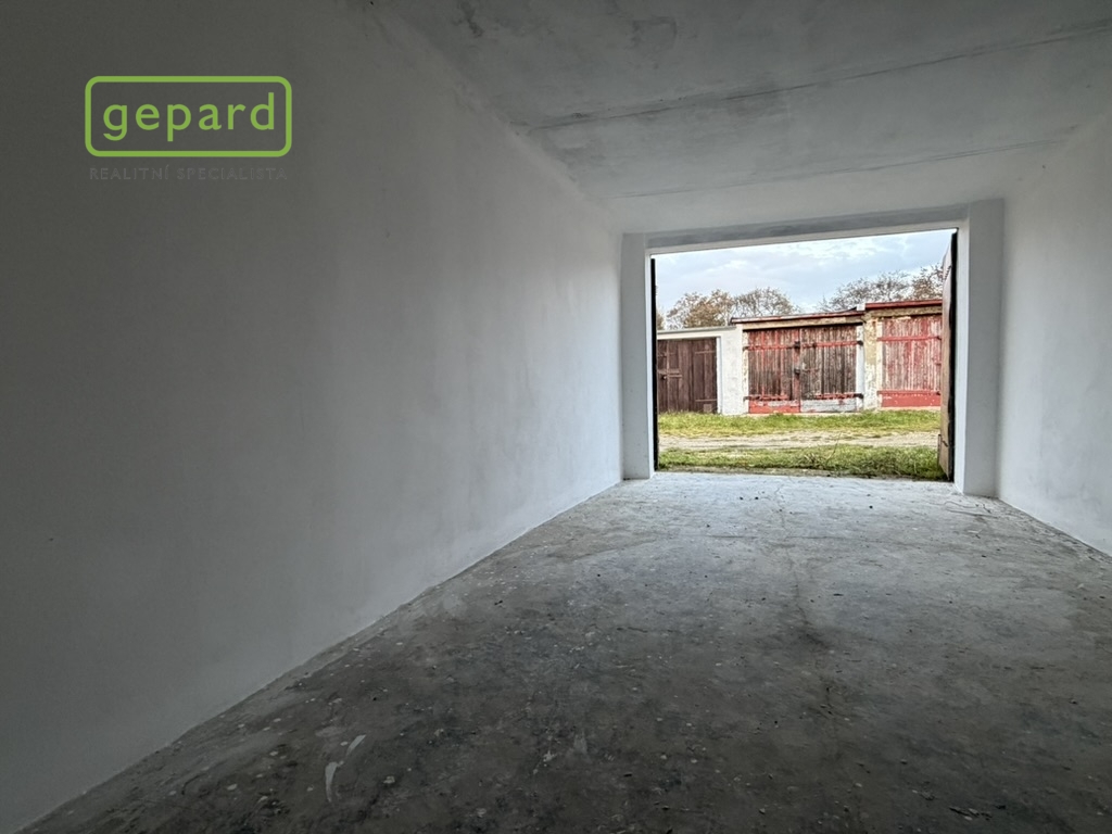 Garáž, Bratislavská ev. č. 110, Teplice - Řetenice - 6