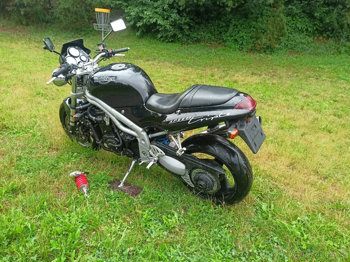 Triumph speed triple 955 - 6