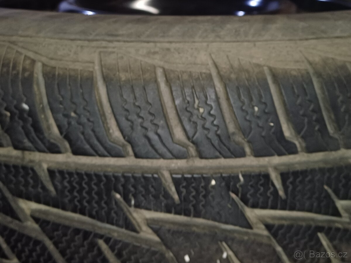 Disky s celoročními gumami - 6