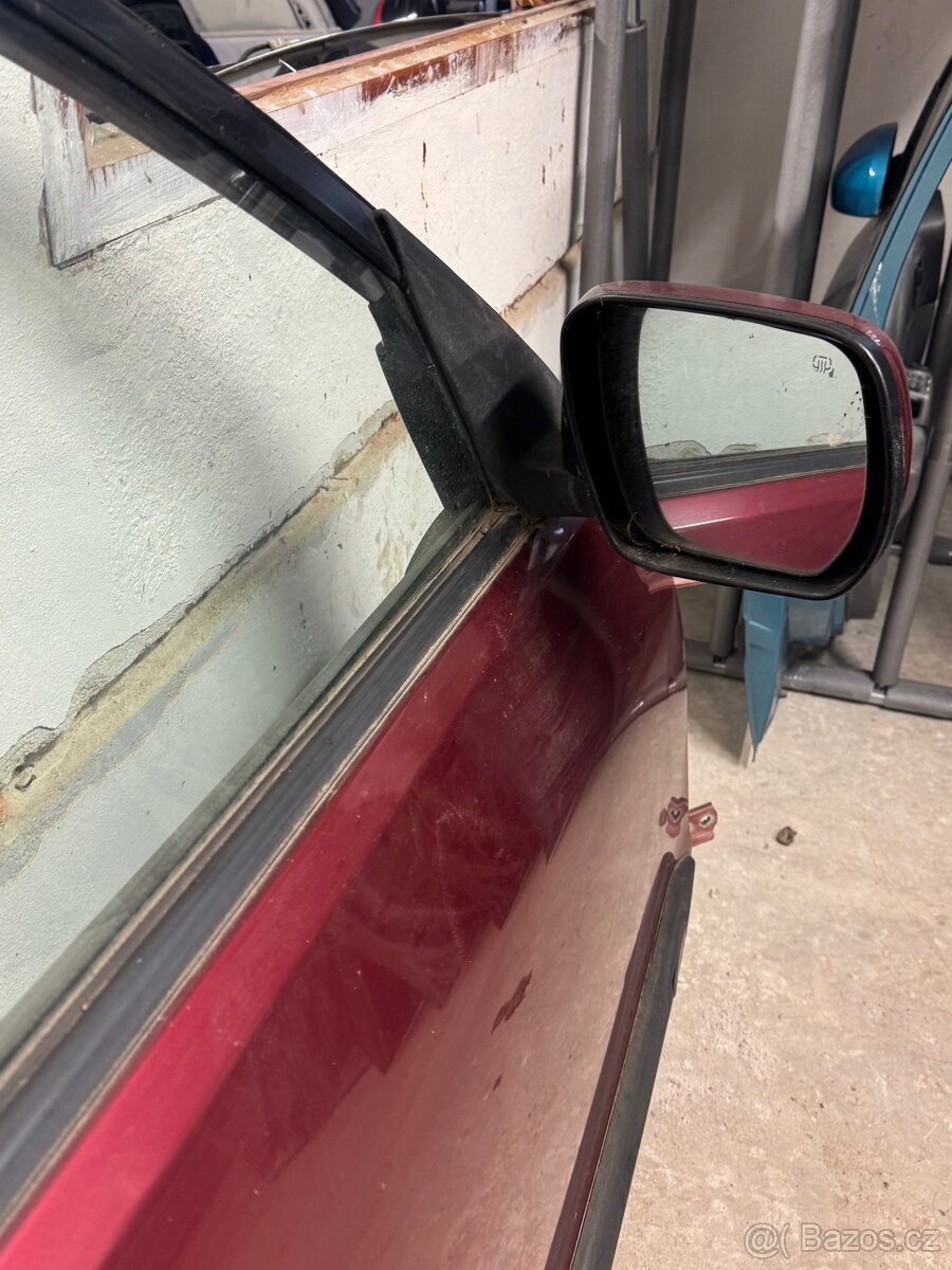 Suzuki Grand Vitara 3 2005-08, pravé dveře - 6