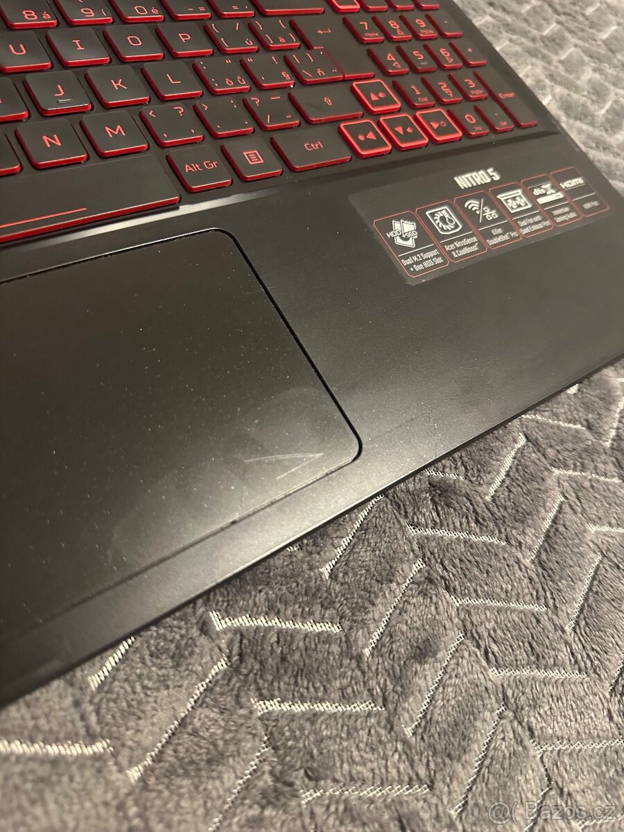 Herní notebook Acer Nitro V - 6