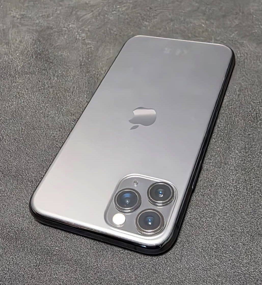 iPhone 11 Pro 64gb pěkný stav - 6