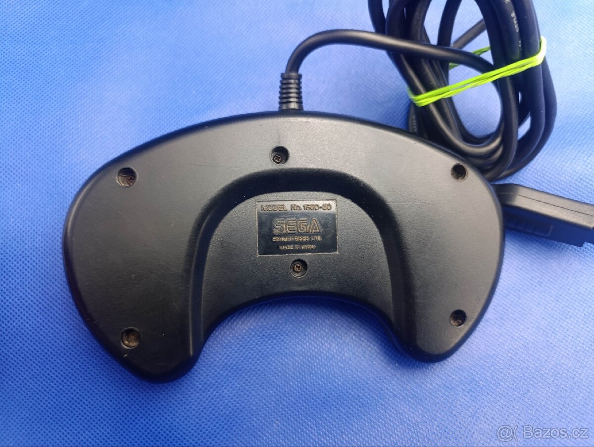 Sega Mega Drive Control Pad Boxed - 6