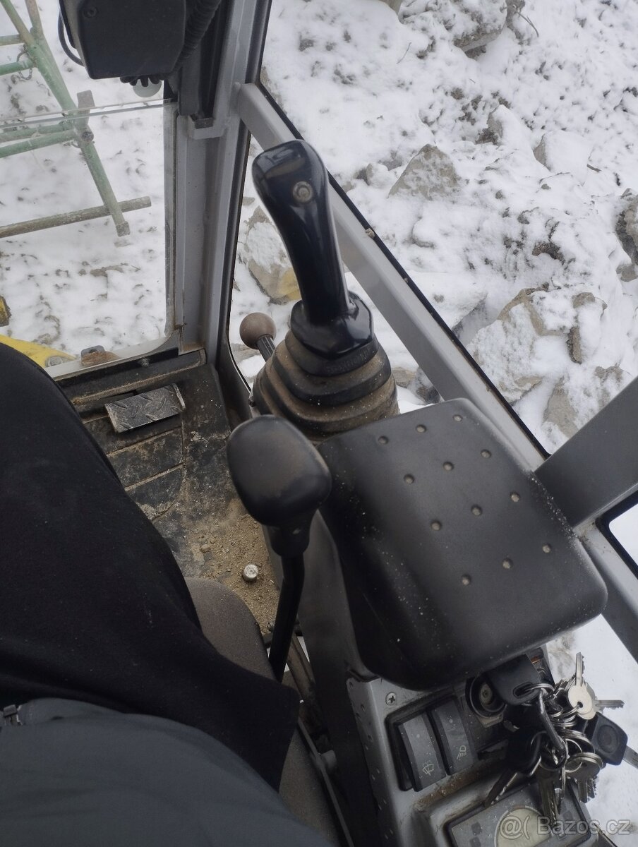 Bagr Wacker Neuson 1.6 T - 6