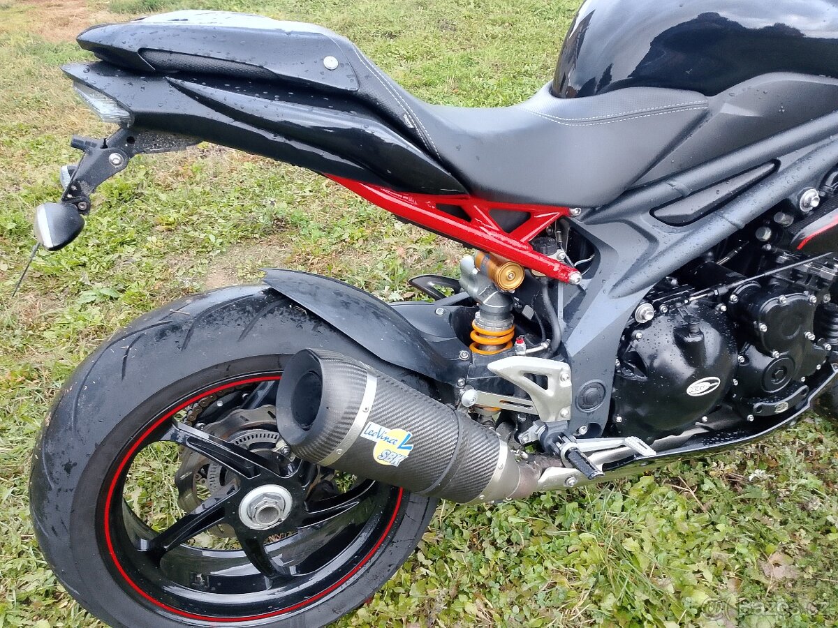Triumph speed triple R - 6