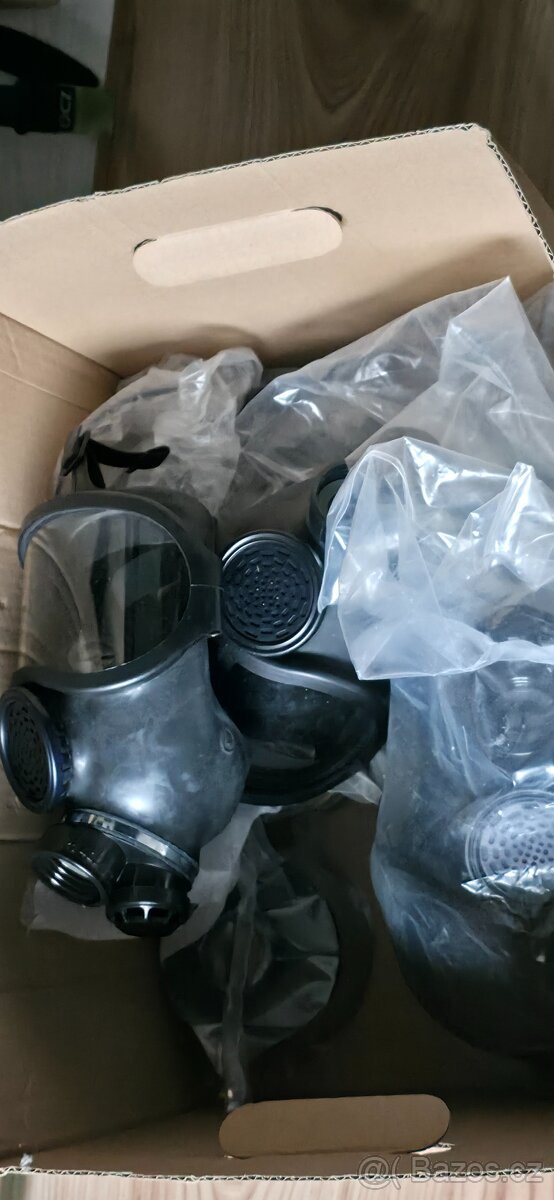 Plynová maska CM5 vojenská hasiči policie samopal - 6