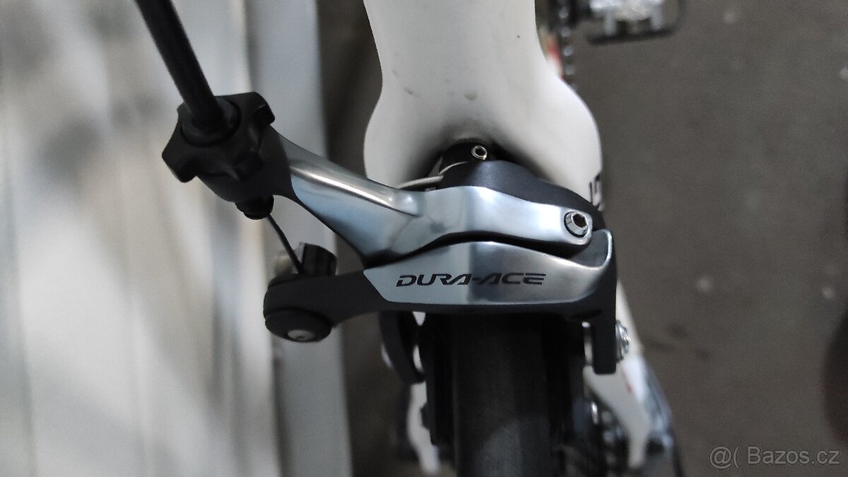 Karbonové silniční kolo - 6