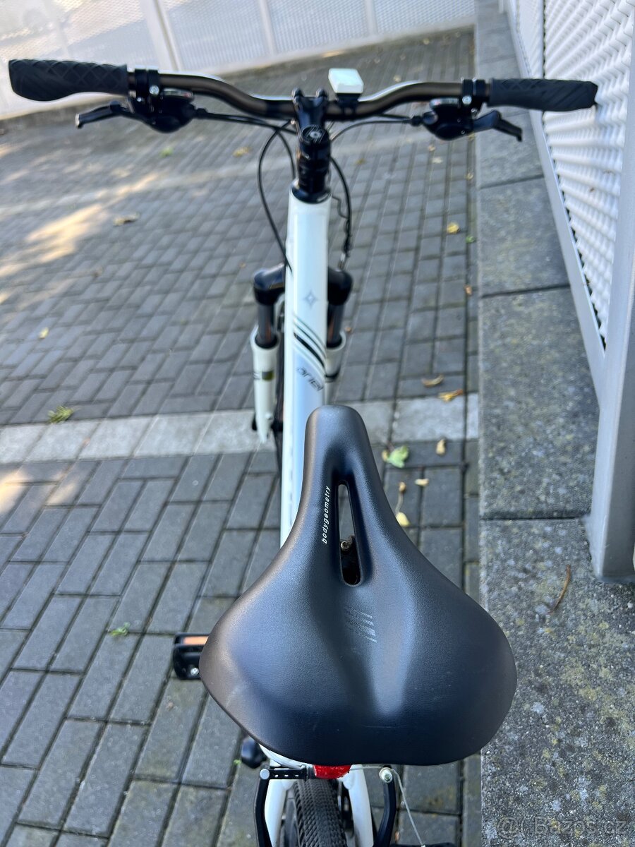 Trekové dámské jízdní kolo Specialized Ariel M - 6