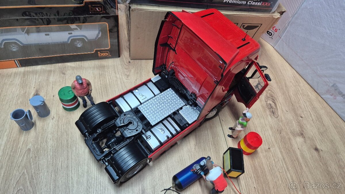 Scania R line model tahače 1/18 - 6