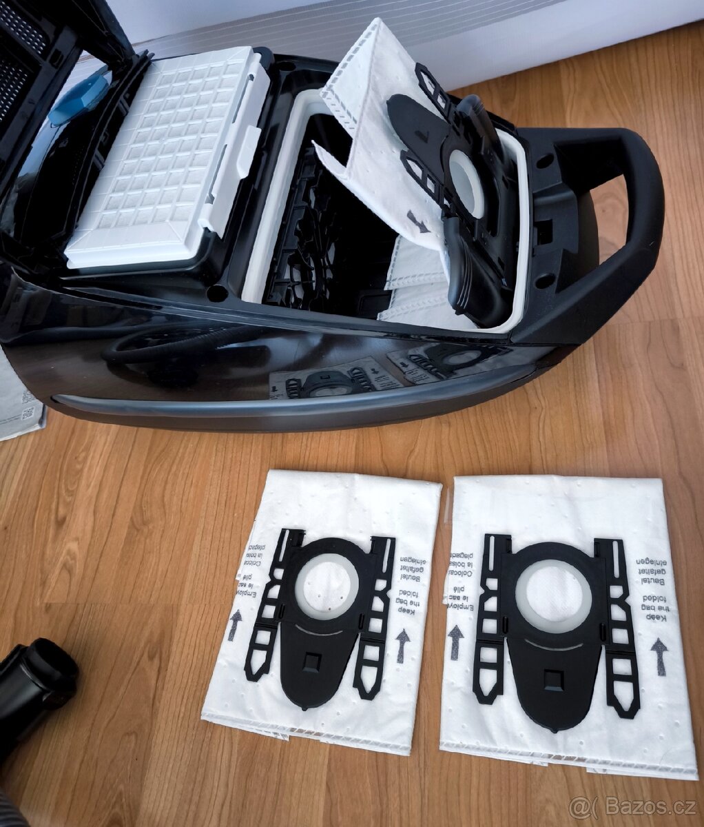 Podlahový vysavač Siemens VSQ5X1230 - 6