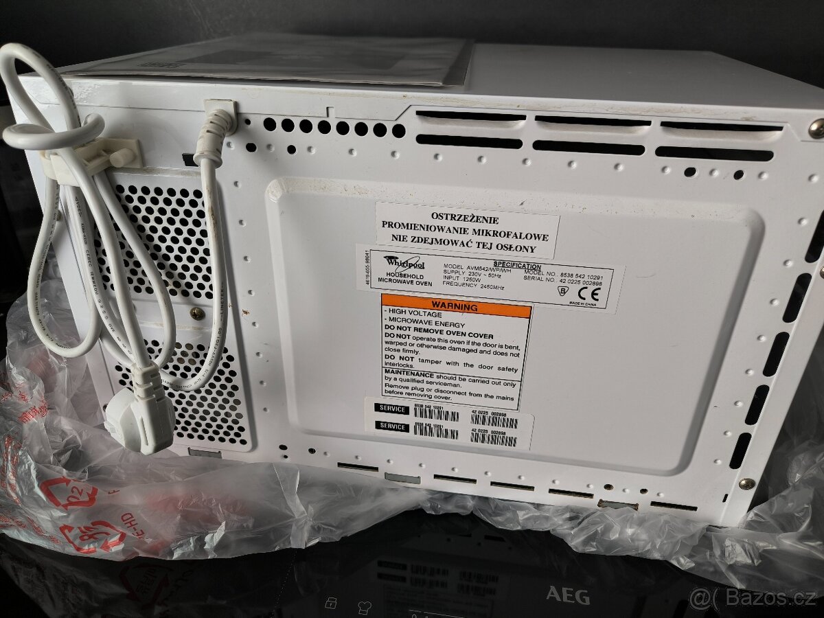 Mikrovlnná trouba Whirlpool AVM 542 - 6