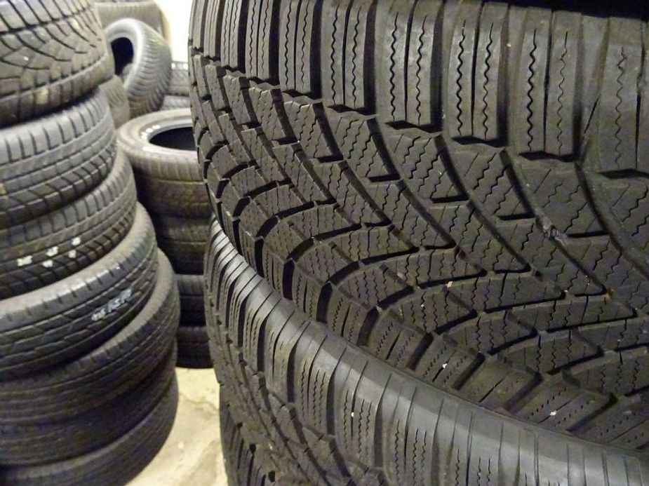 Zimní pneu Brigdestone LM005, 215/65/17, 4 ks, 7 mm - 6