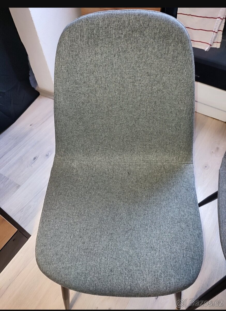 Jídelní stůl+ židle - 6