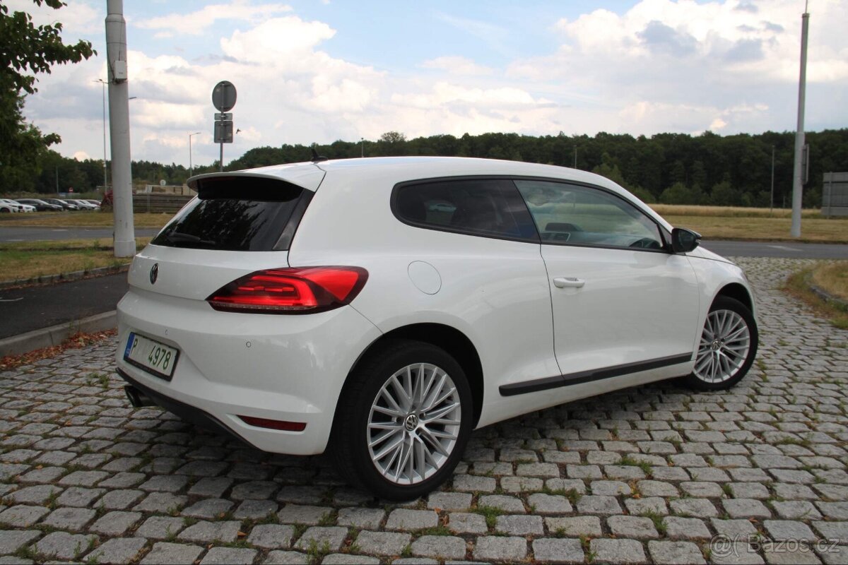 VW Scirocco,Face,1.4TSI,92kw,ŘEMEN,RCD510,2xPDC,Výhřev,2014 - 6