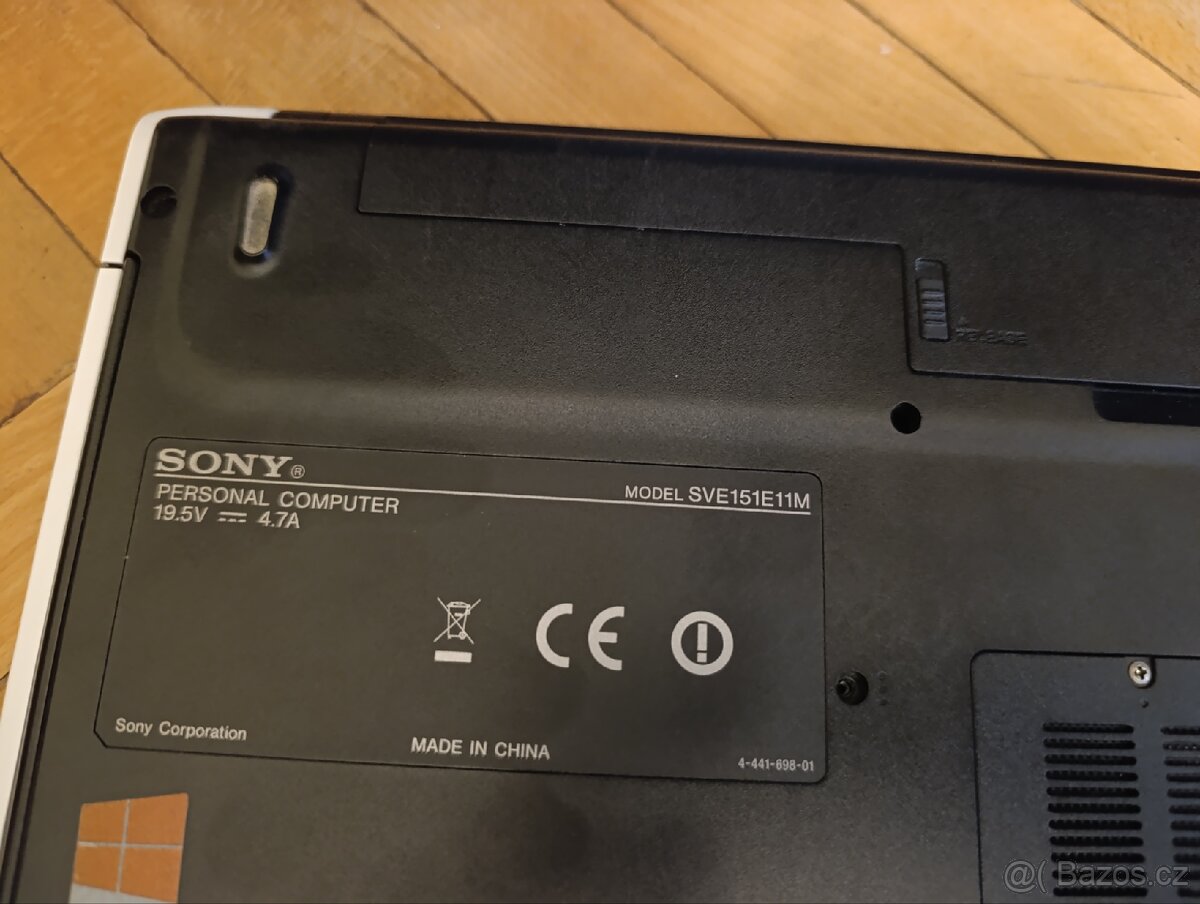 Notebook Sony VAIO SVE151E11N – na díly nebo opravu - 6