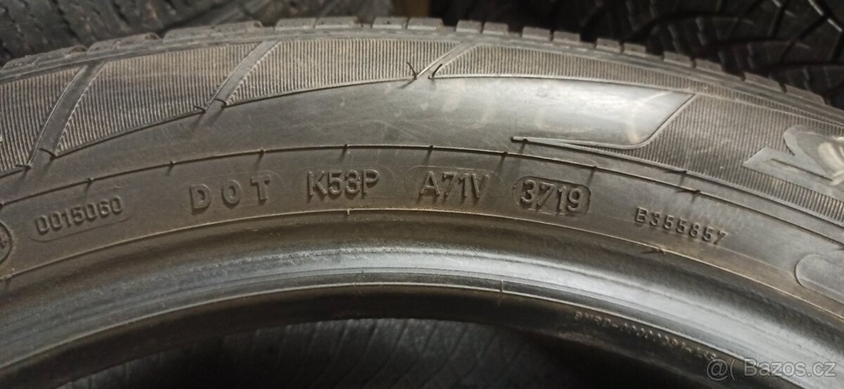 Dunlop 215/60 R17C 104/102H 5mm - 6