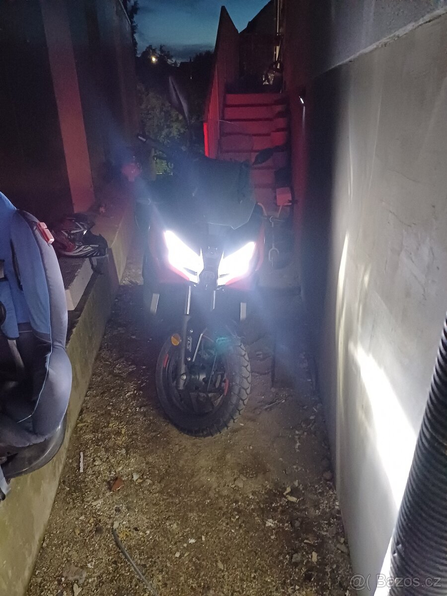 Voge sr1 125i ADV - 6