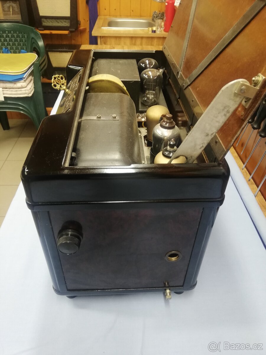 Prodám rádio Philips - 6