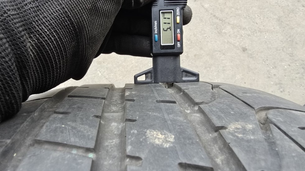 Letní pneu 255/35/20 Pirelli - 6