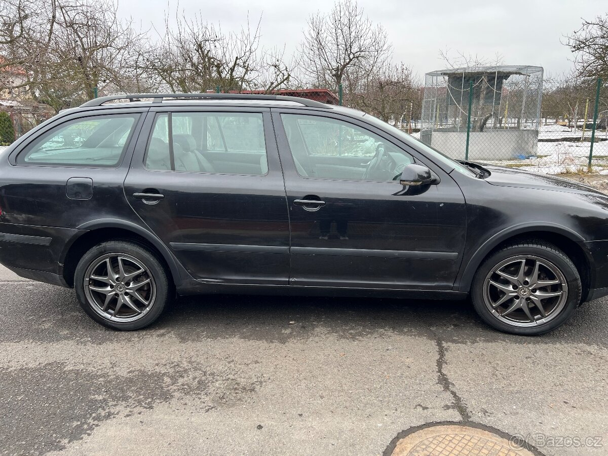 Škoda Octavia II 2.0 FSI 4×4 - 6