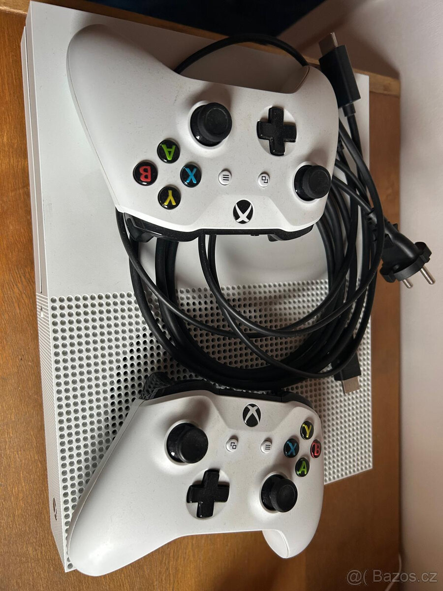 Xbox One S 512 GB - 6