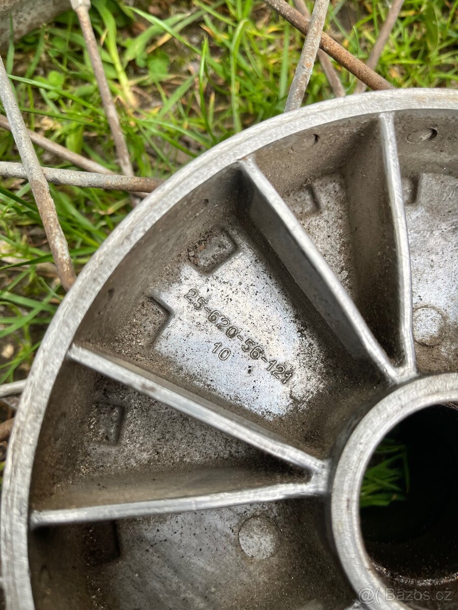 Kolo jawa 250/559 - 6