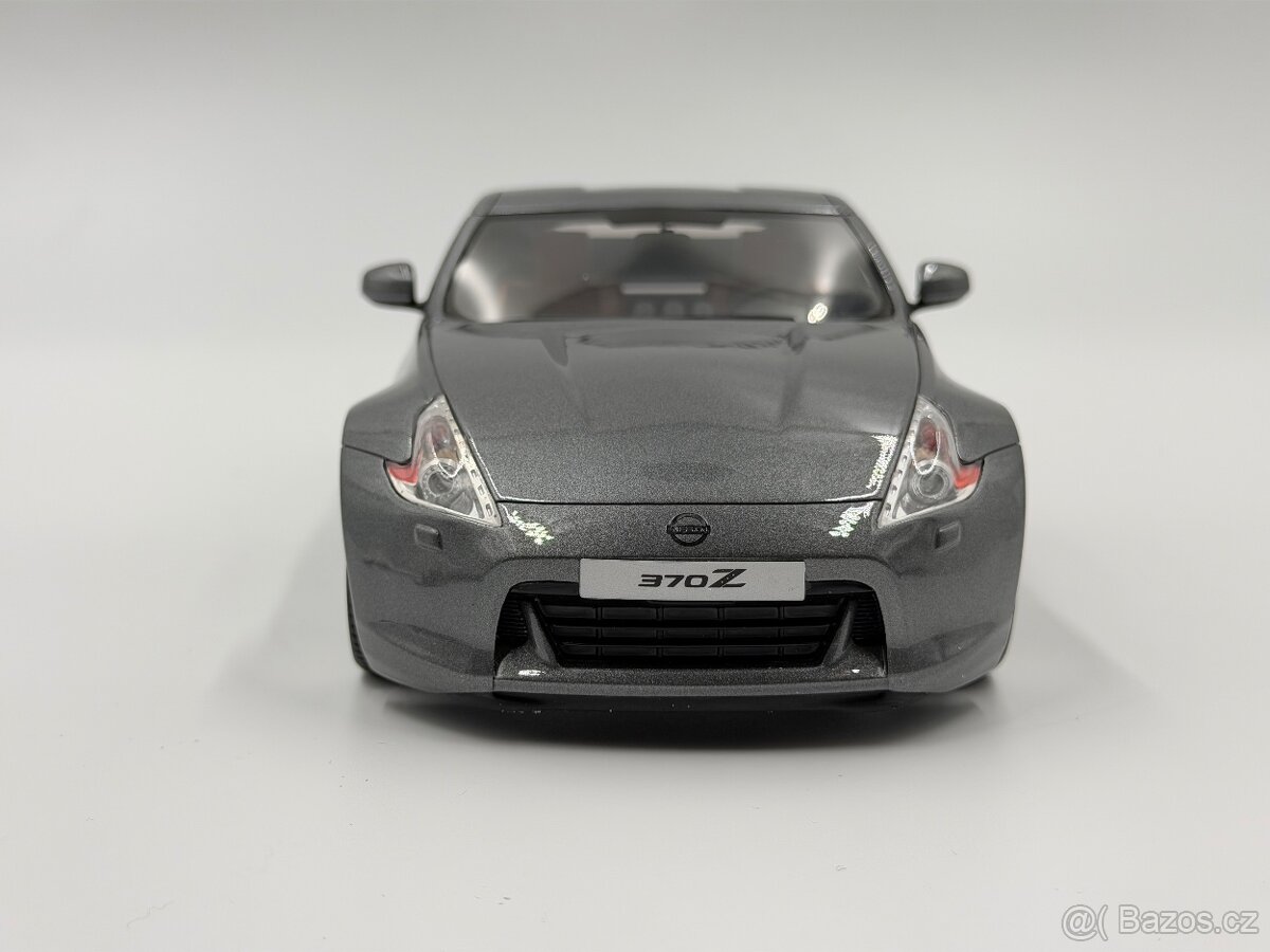 Nissan 370Z - 6