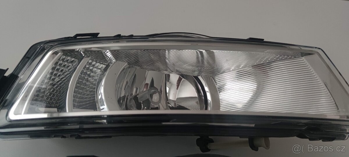 Škoda Rapid 5JA mlhovka prava led denní svíceni - 6