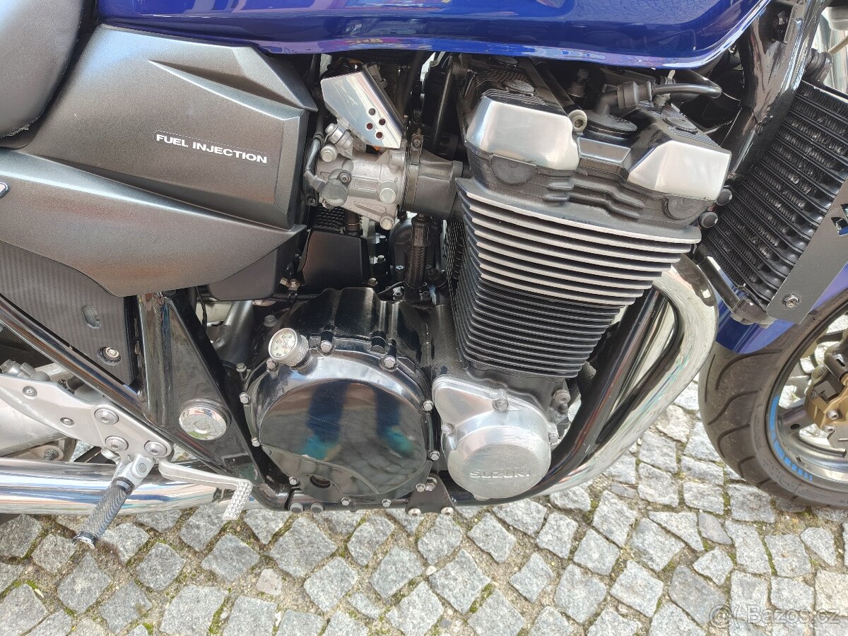 Suzuki GSX 1400i - 6