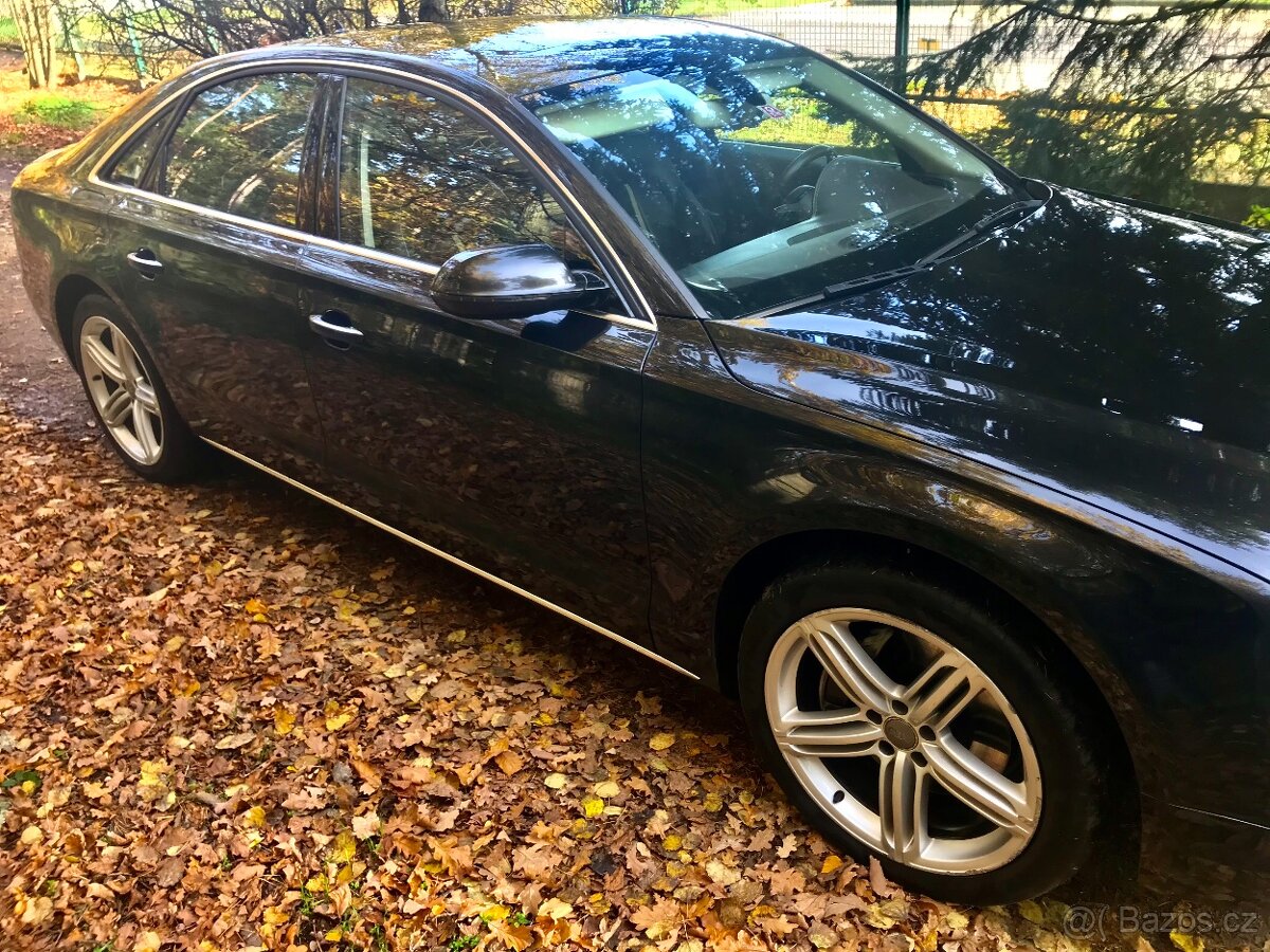 Audi A8 3.0tdi hybrid model 2013 Desing selection interiér - 6