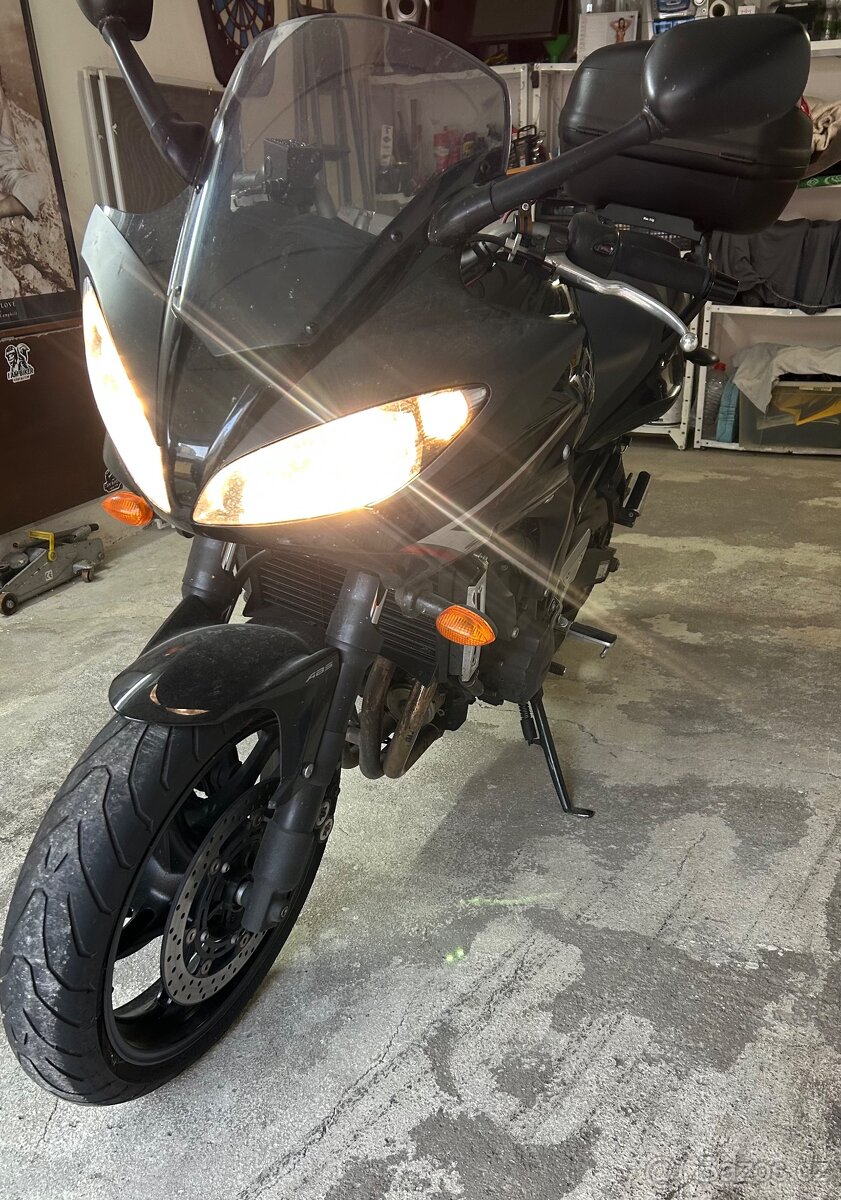 YAMAHA FZ6 Fazer S2 - 6
