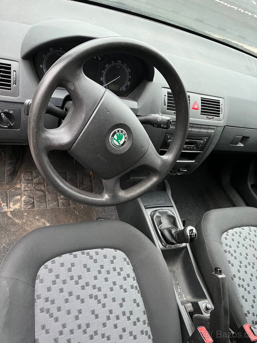 Škoda Fabia kombi 1.4 16v - 6