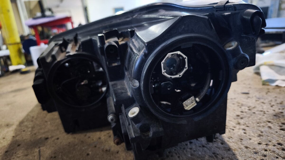 Přední světlo xenon Seat Alhambra - 6