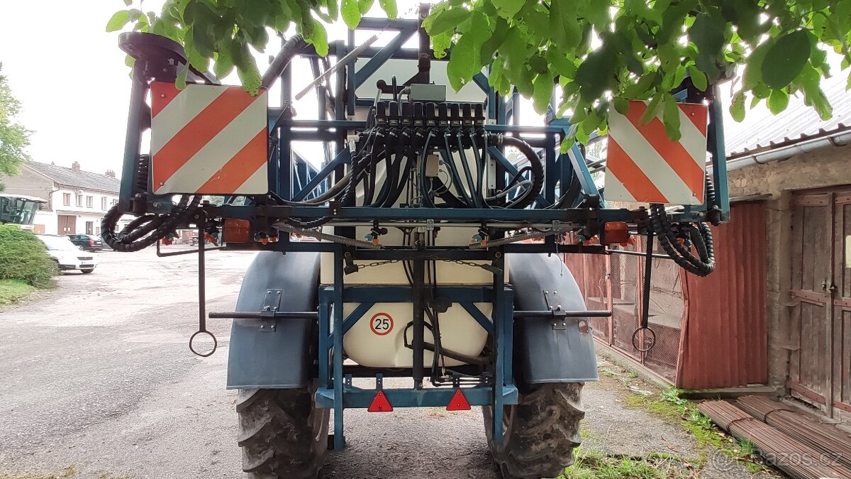 Tažený postřikovač MGM A4024 - 6