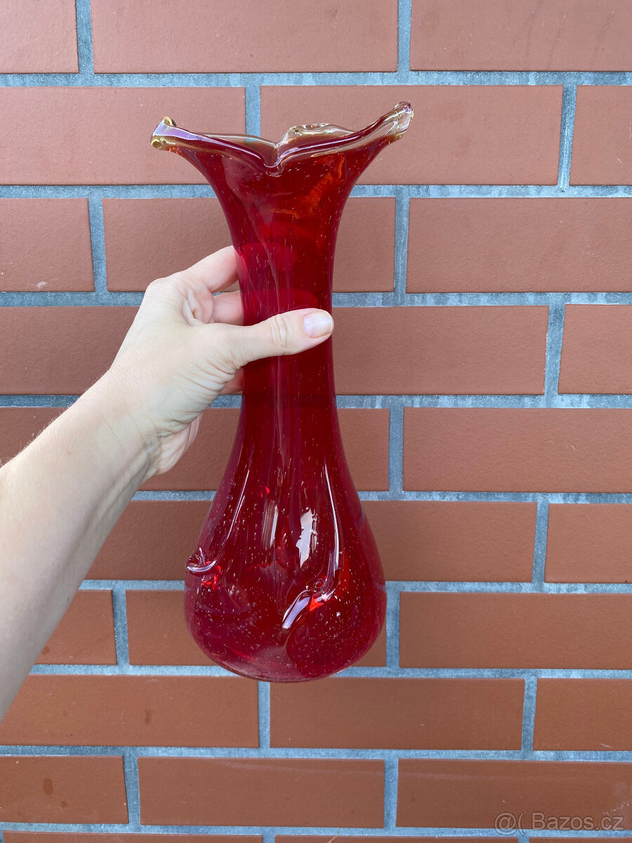 Velká váza 32 cm, červené hutní sklo s bublinkami - 6