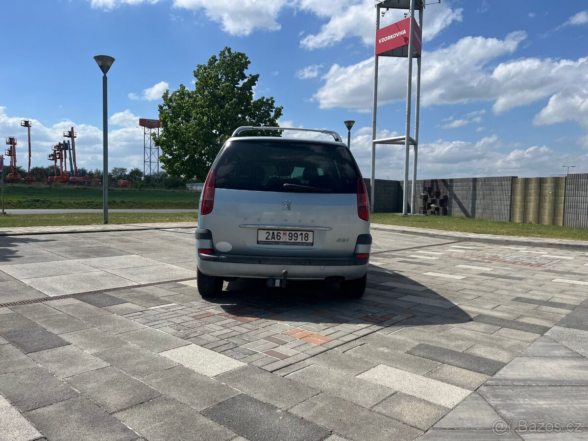 Peugeot 807 - 2.2hdi 94kW - 2003 - 7míst - 6