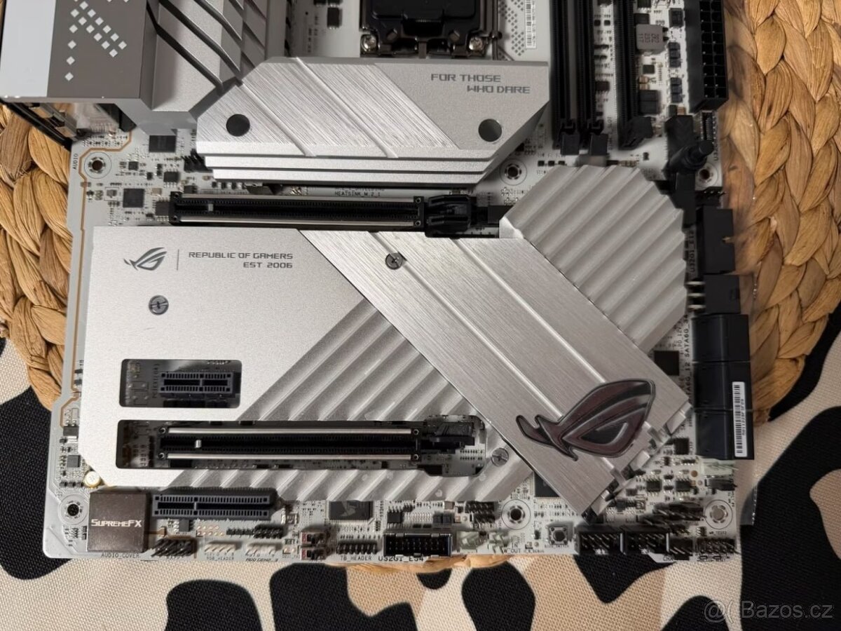 Herní základní deska ASUS ROG Maximus Z790 APEX LGA1700 - 6