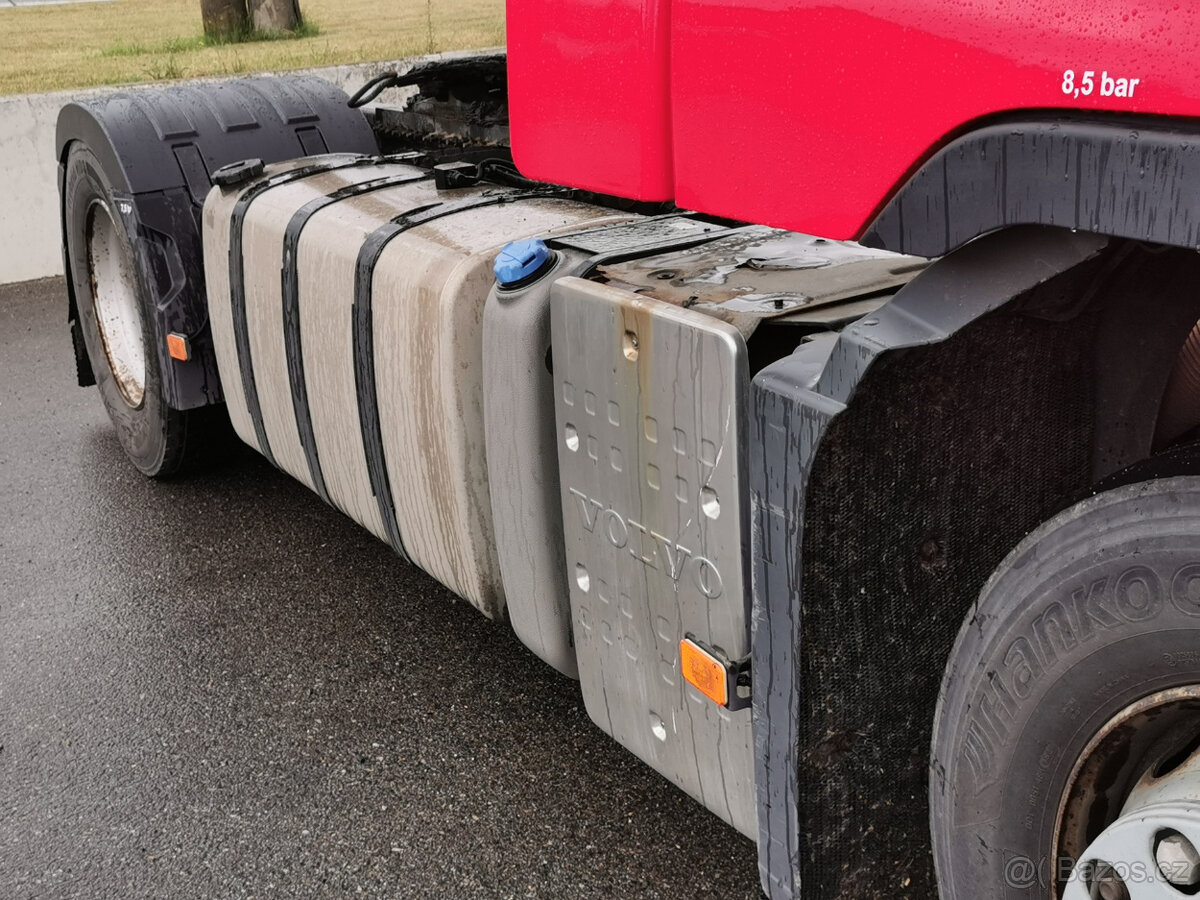 Prodám tahač návěsů VOLVO FH13 420 42T EEV - 6