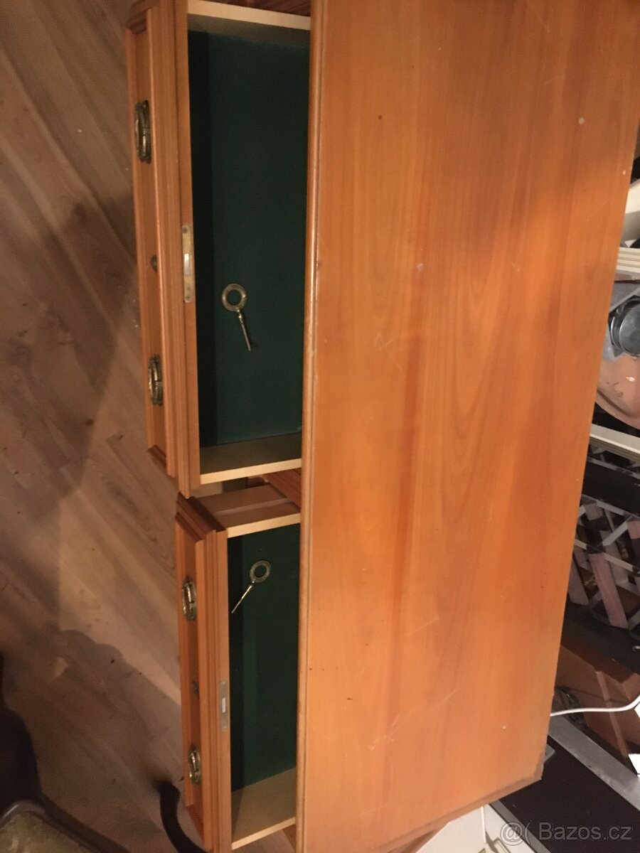 Starozitny stolek - 6