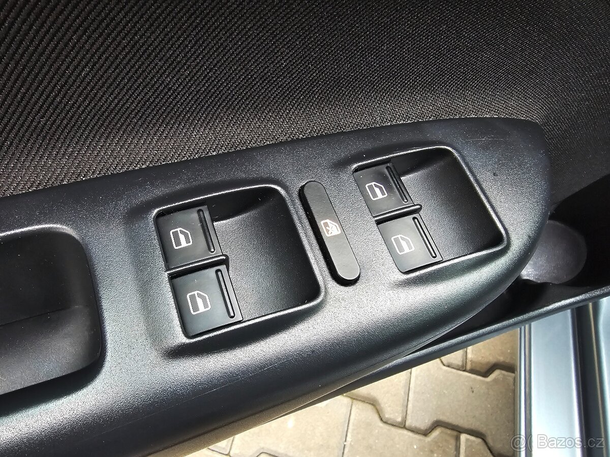 Octavia II 1,4 TSi 90KW Ambition 2013 dig.klima,tempomat ALU - 6