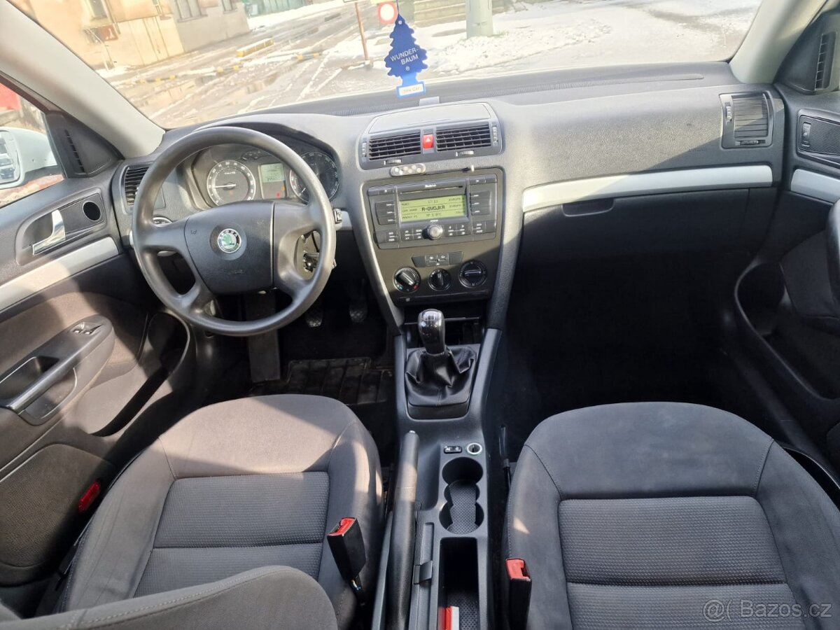 Škoda Octavia 2 1.9tdi 77kw, Rok 2004 - 6