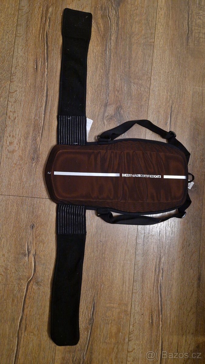 Páteřák Decathlon XL - 6