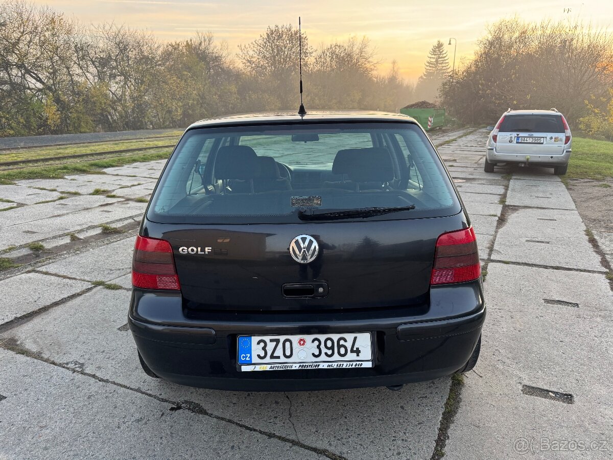 Volkswagen Golf 4 1.8 20V 92Kw NOVÁ STK - 6