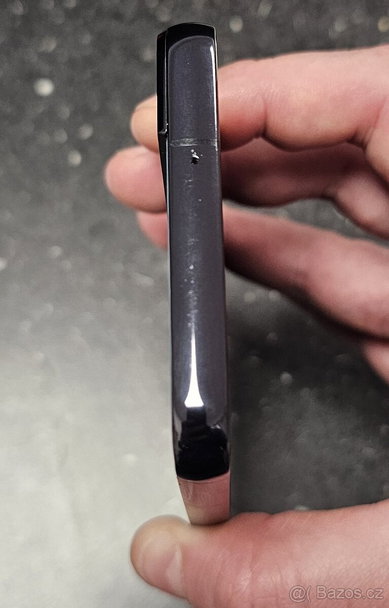 Samsung Galaxy S22 - 6