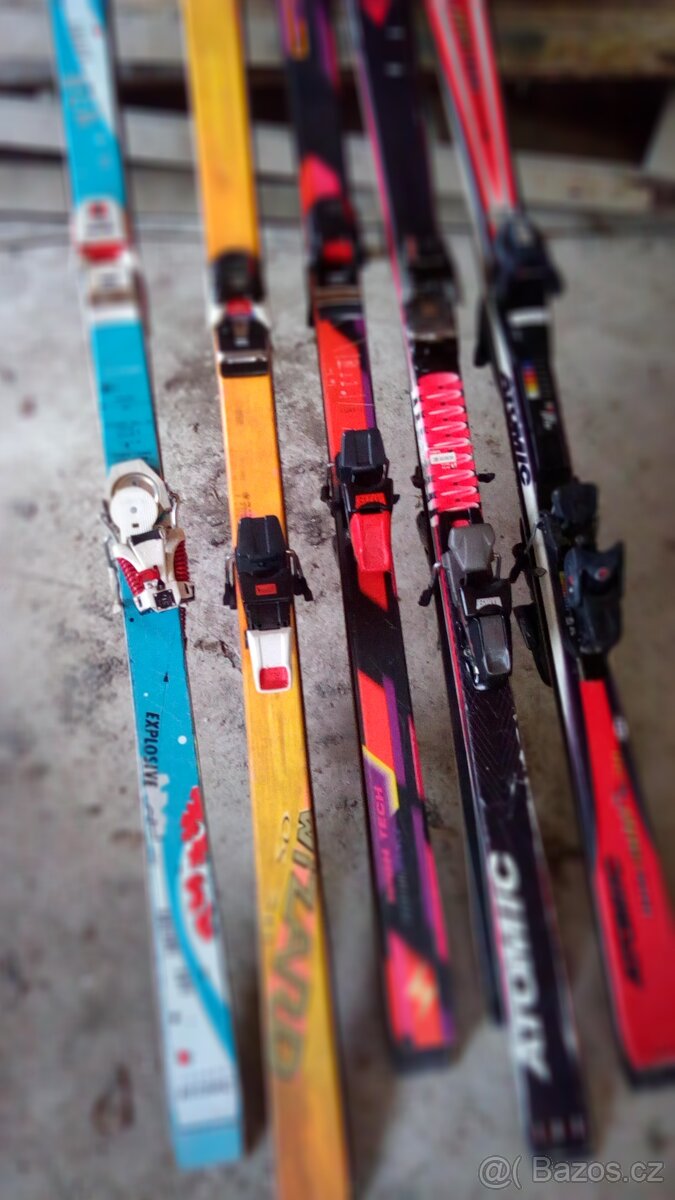 SJEZDOVÉ LYŽE A BOTY - 6