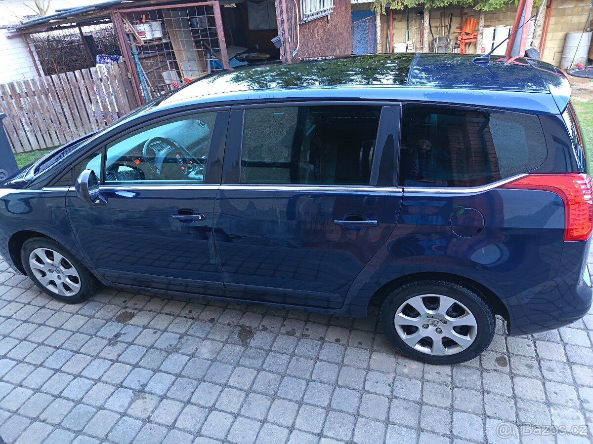 Peugeot 5008 - 6