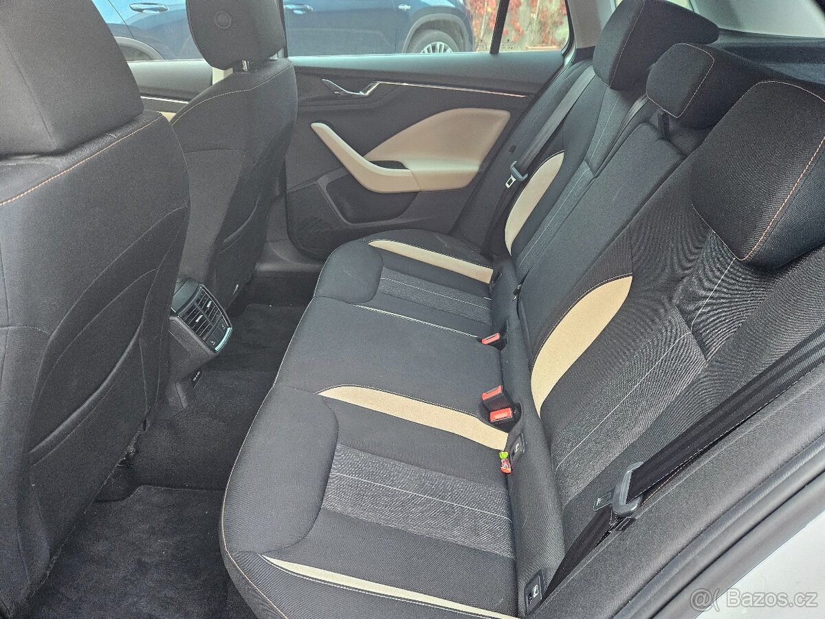 ŠKODA Kamiq Style 1.5 TSI 110kW Hatchback - 6