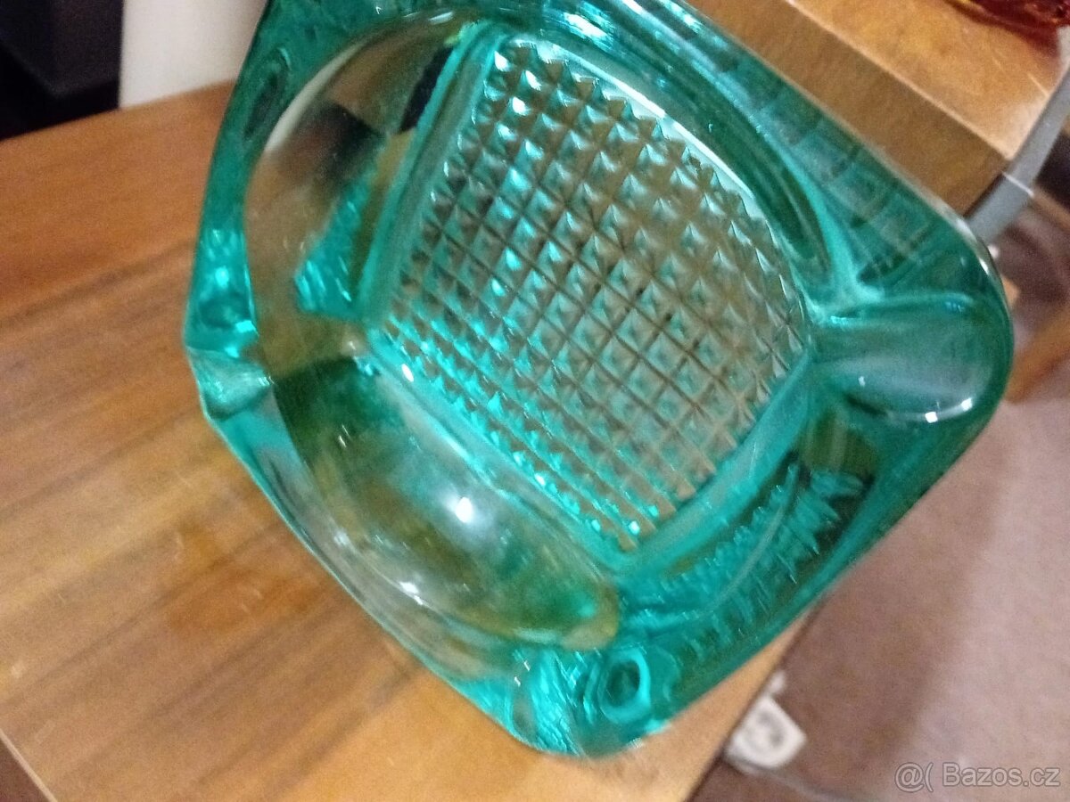 Skleněný popelník Jiří Zejmon - 6