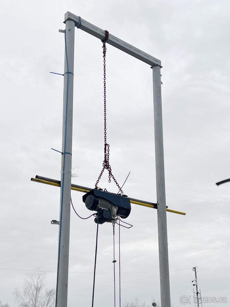 Stavební výtah, vrátek, navijak s konstrukci cca 6 - 6